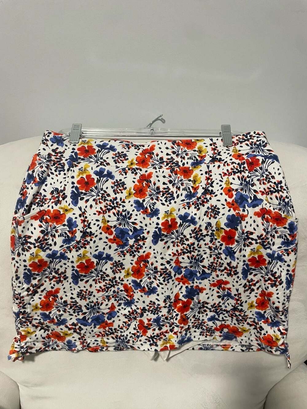 Jones New York Signature Floral Skort Size M